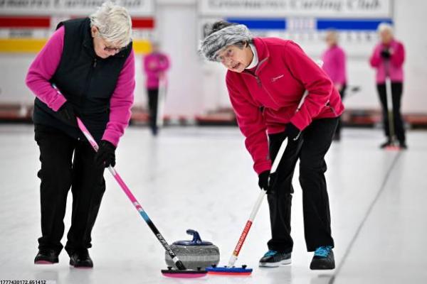 靖江体育馆拉丁舞培训课程(图1)